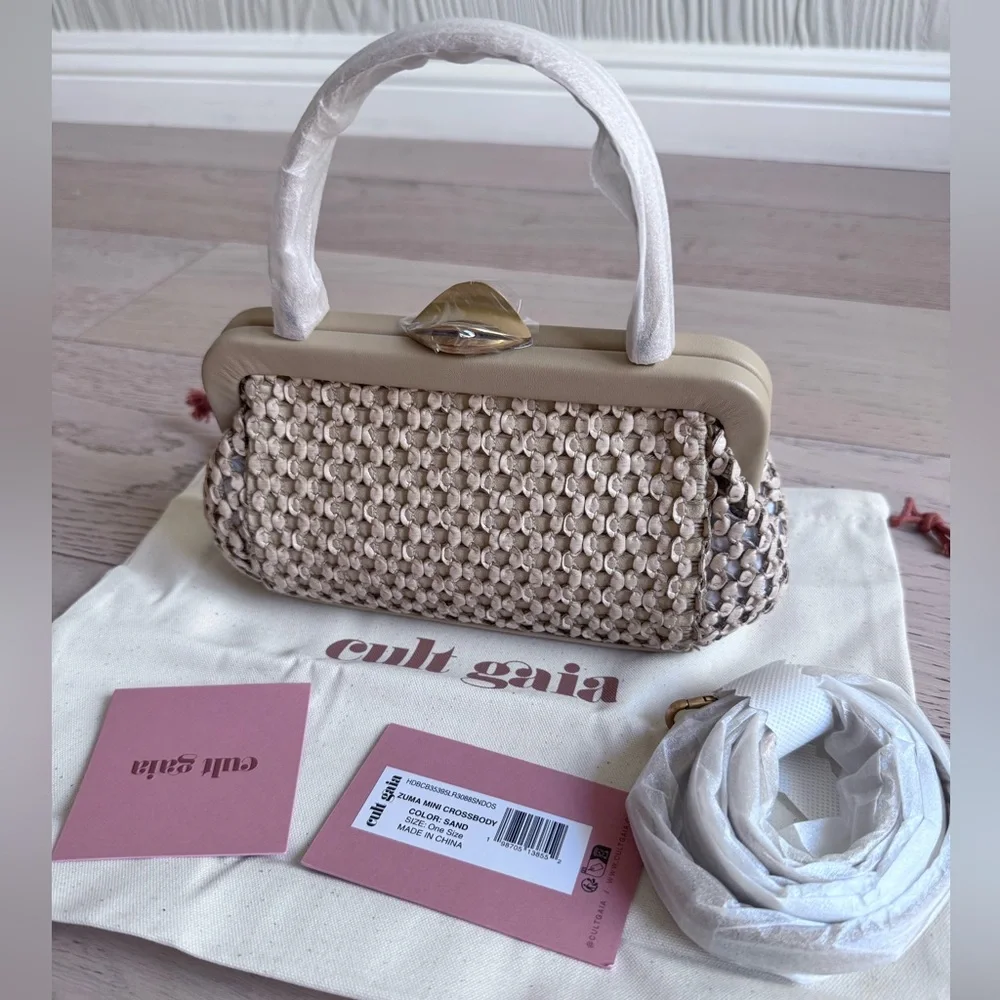NEW CULT GAIA ZUMA MINI CROSSBODY BAG
$458 SAND WOVEN LEATHER - Picture 3 of 10